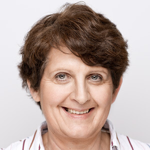 Dr. Brigitte Holzhauer